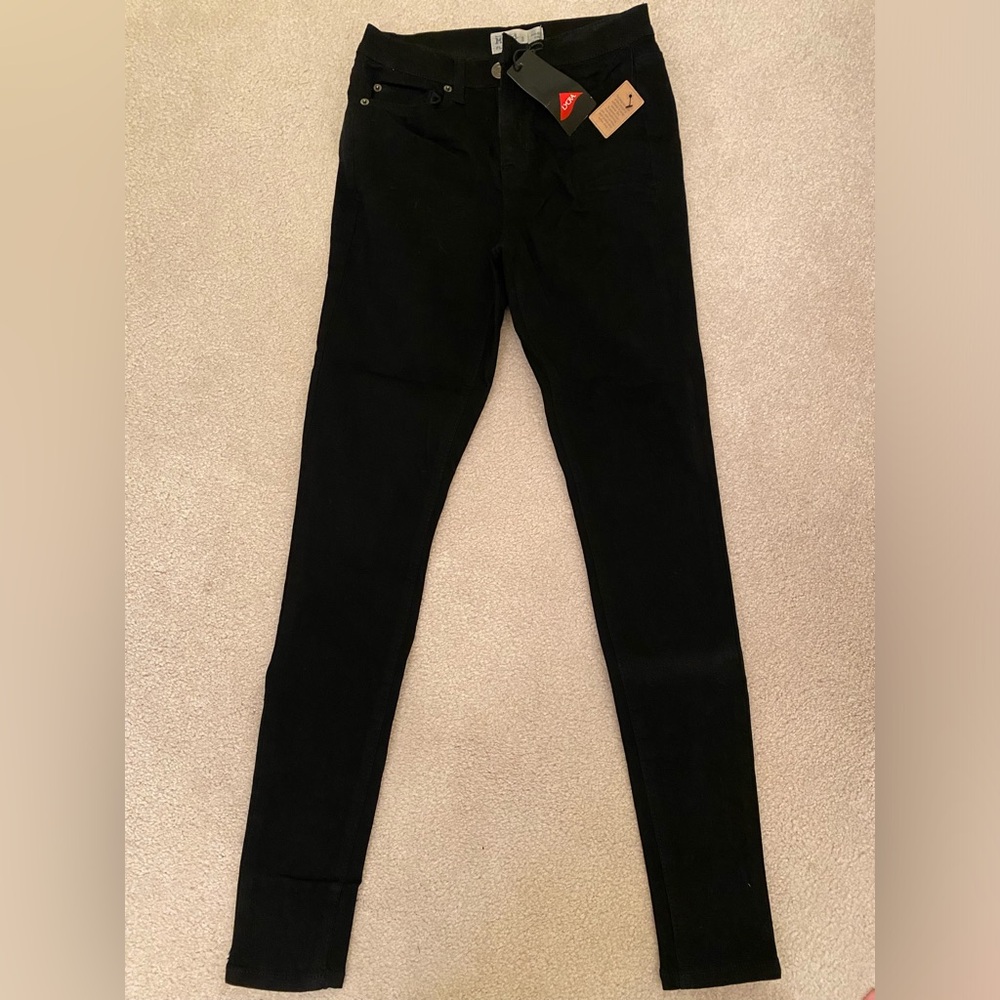Mudd Black Skinny Jean Size 3 Brand New with Tags